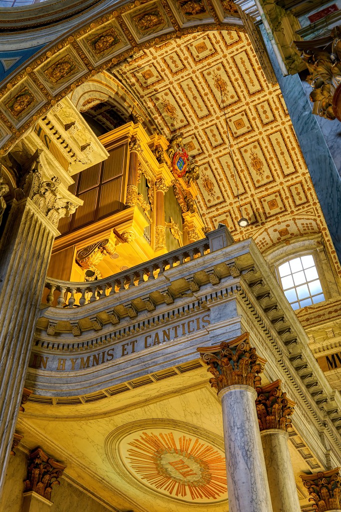 Basiliek Heiligen Agatha Barbara hdr rooms katholiek kerk Oudenbosch kerkfotografie religie religion bedevaart pelerinage kathedraal pelgrimage saint cathedrale cathedral basiliek basilique basilica